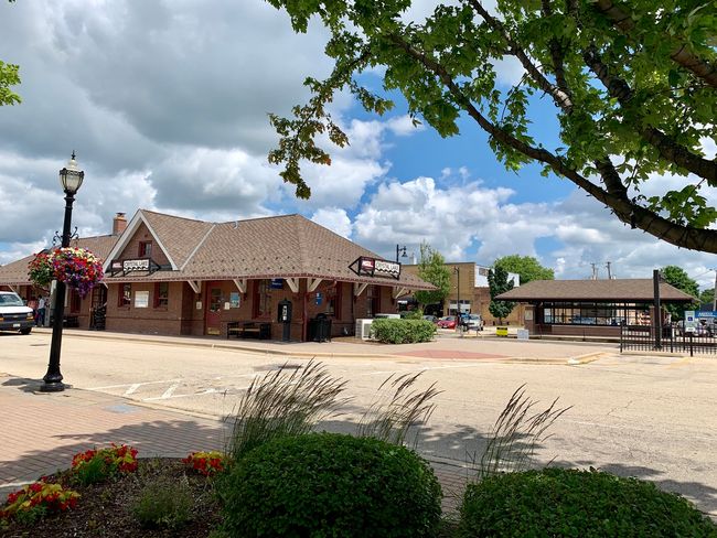 464 Carpathian Dr, Townhouse with 3 bedrooms, 3 bathrooms and 2 parking in Crystal Lake IL | Image 37
