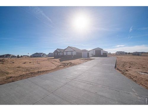 16505 Fairbanks Ct N, Platteville, CO, 80651-9332 | Card Image
