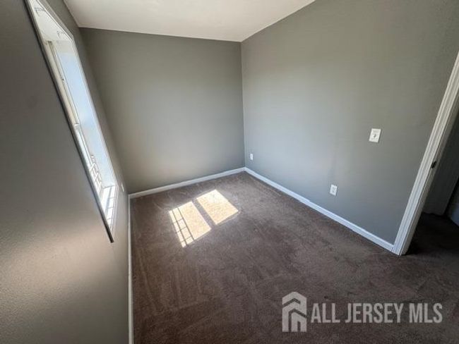 74 W 2 Nd St, Condo with 3 bedrooms, 2 bathrooms and null parking in Bound Brook NJ | Image 5