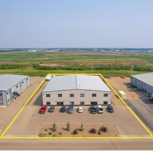 7156 56 Street, Lloydminster, AB, T9V2W8 | Card Image