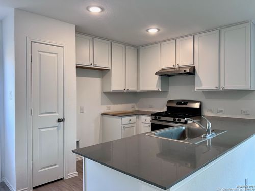 8807 Astral Pl, San Antonio, TX, 78252-4645 | Card Image