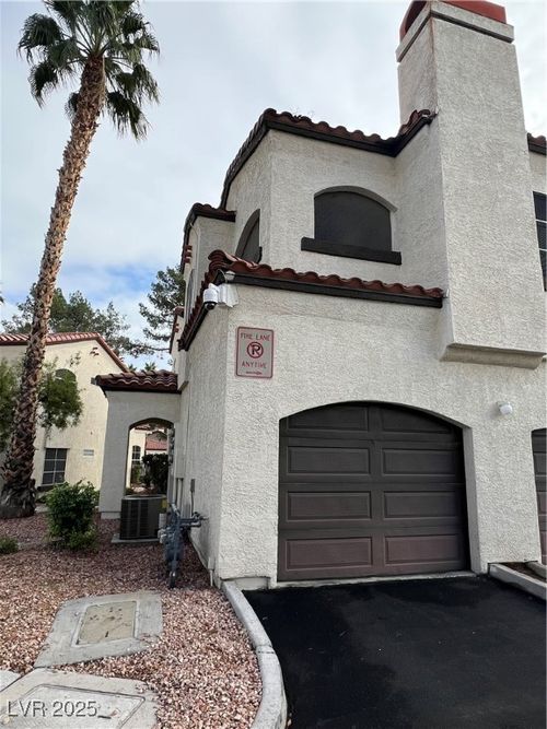 apt-424-2975 Bluegrass Ln, Henderson, NV, 89074-2856 | Card Image