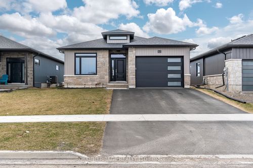 62 Hastings Park Dr, Belleville, ON, K8P0J2 | Card Image