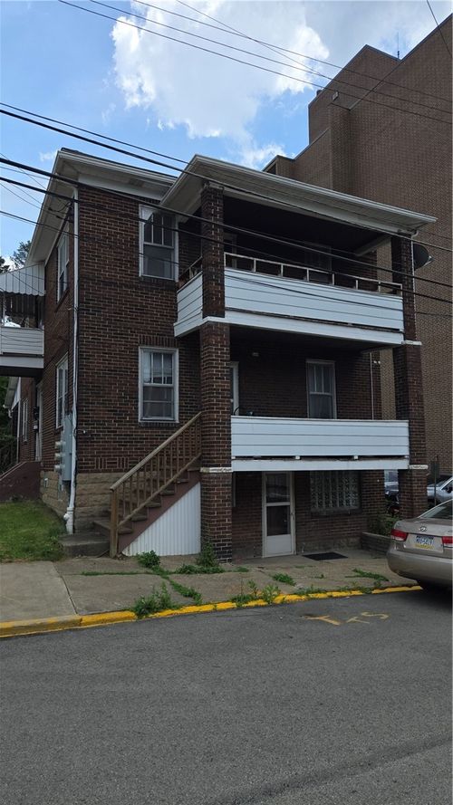 540 Brinton Ave, Trafford, PA, 15085-1098 | Card Image