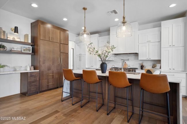 Kitchen | Image 12