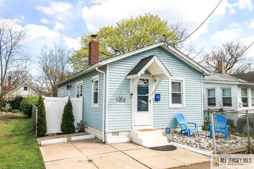 205 Cleveland Ave, South Amboy, NJ, 08879-2830 | Card Image