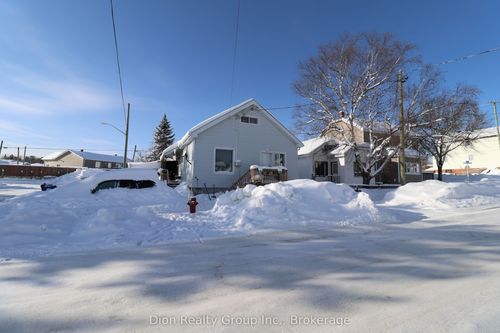 88 Main St, Kirkland Lake, ON, P2N3E7 | Card Image