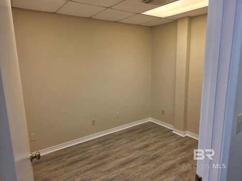 102 Fairhope Ave, Fairhope, AL, 36532-2314 | Card Image