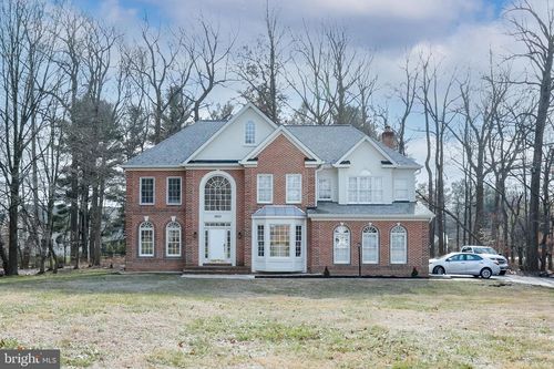 2822 Gold Mine Rd, BROOKEVILLE, MD, 20833-2201 | Card Image