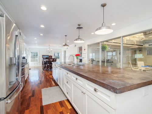 1909 8th St, Brownwood, TX, 76801-5501 | Card Image