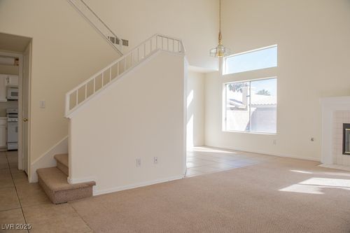 6984 Wineberry Dr, Las Vegas, NV, 89119-4656 | Card Image