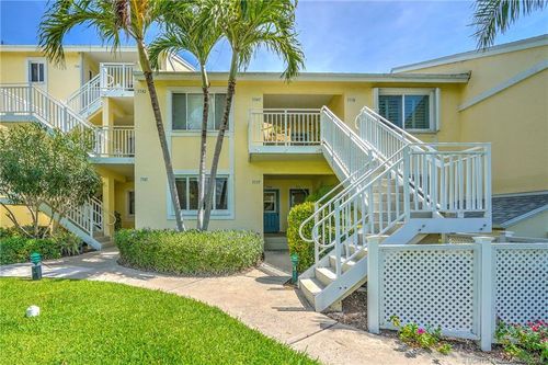 5539 Ne Gulfstream Way, Stuart, FL, 34996-1732 | Card Image