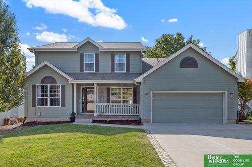 15713 Drexel Circle, Omaha, NE, 68135 | Card Image