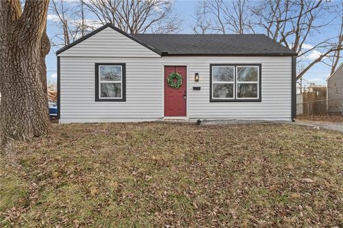 4917 Locust Ave, Kansas City, KS, 66106-3448 | Card Image