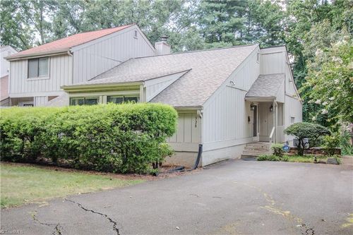 328 Lamplighter Cir, Winston-Salem, NC, 27104-3421 | Card Image