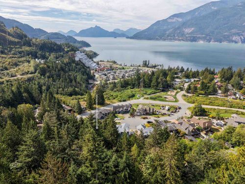 936 Thistle Pl, Britannia Beach, BC, V8B1J2 | Card Image