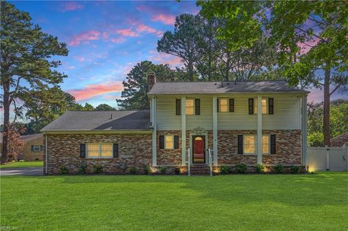 302 Tide Mill Rd, Yorktown, VA, 23693-3012 | Card Image