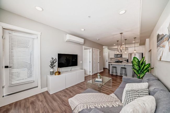 303 - 19621 40 St Se, Condo with 1 bedrooms, 1 bathrooms and 1 parking in Calgary AB | Image 5