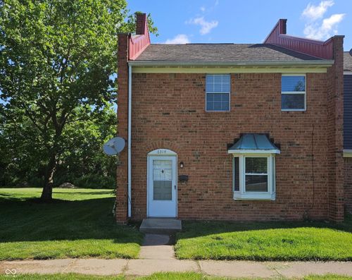 6314 Commons Dr, Indianapolis, IN, 46254-2701 | Card Image