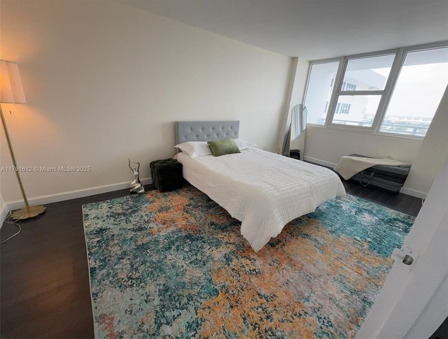 APT-2102 - 2030 S Ocean Dr, Condo with 1 bedrooms, 1 bathrooms and null parking in Hallandale Beach FL | Image 12
