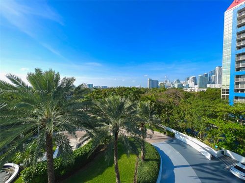 401-2101 Brickell Ave, Miami, FL, 33129-2102 | Card Image
