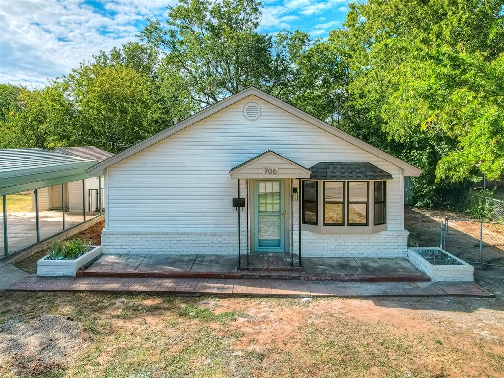 Oliver St, Norman, OK 73071