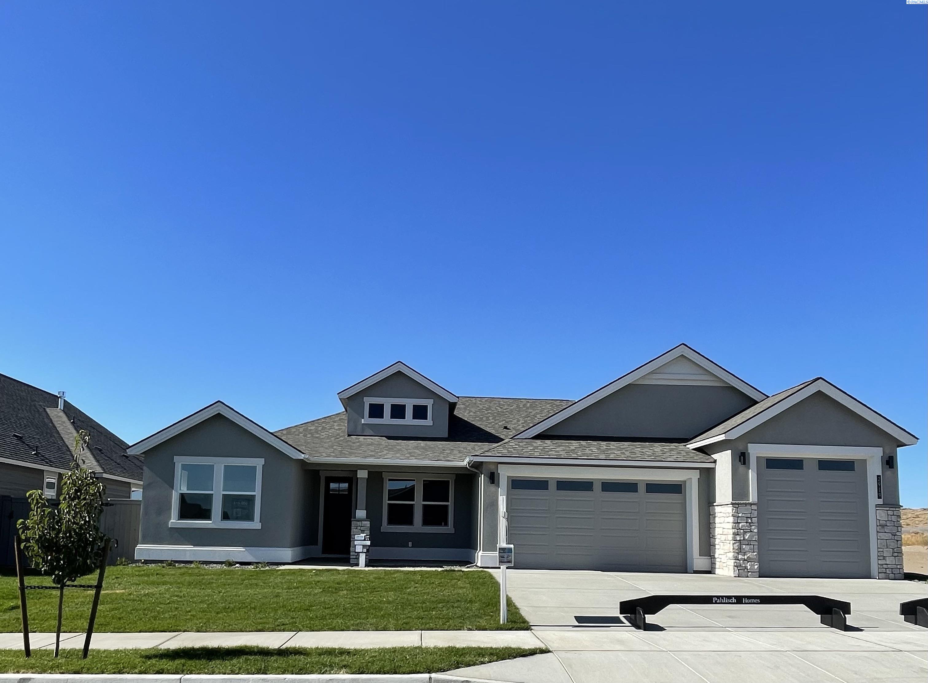 Avrio Ave, Richland, WA 99354