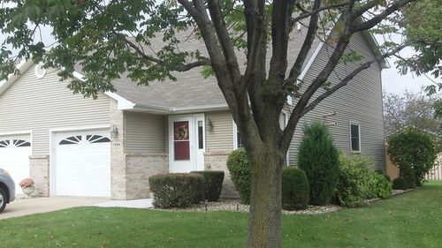 1394 E Armour Rd, Bourbonnais, IL, 60914-4484 | Card Image