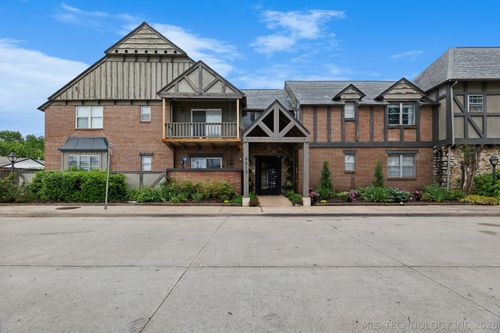 2-4517 Peoria Ave, Tulsa, OK, 74105-4545 | Card Image
