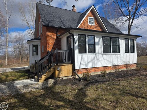 8894 Arnold Rd, Ira, MI, 48023-1305 | Card Image