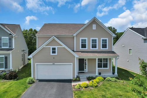 8601 Crooked Maple Dr, Blacklick, OH, 43004-7501 | Card Image