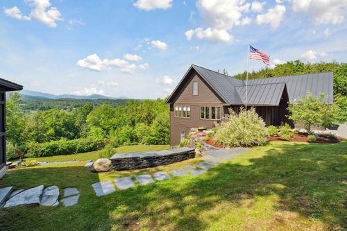 237 Points North Road, Stowe, VT, 05672 | Card Image
