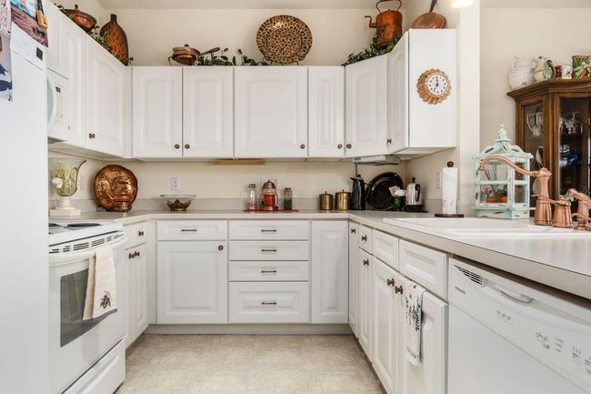 31 Claire Ct, Condo with 3 bedrooms, 2 bathrooms and null parking in Circleville OH | Image 20