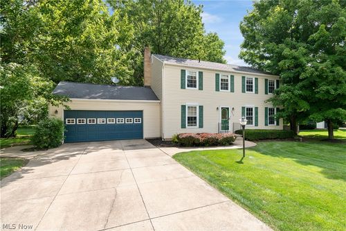 2329 Oak Point Drive, Akron, OH, 44321 | Card Image