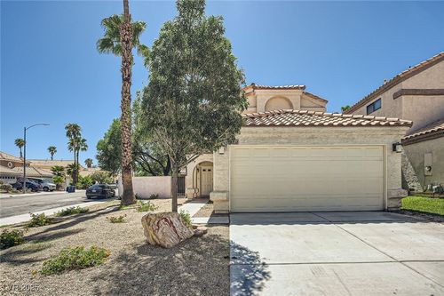 7705 Wolf Creek Rd, Las Vegas, NV, 89128-6843 | Card Image
