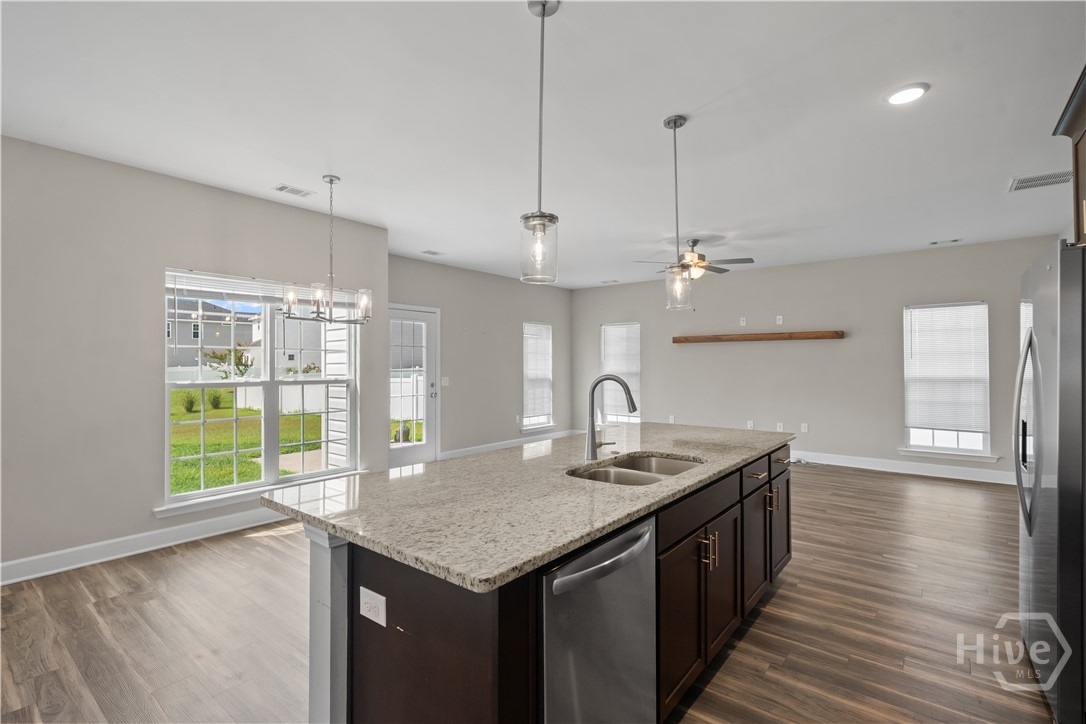 Residential in Richmond Hill 2
