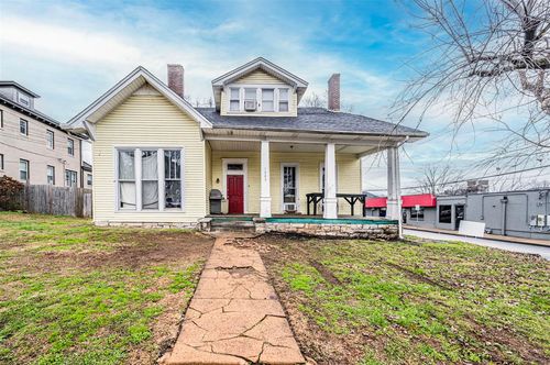 1303 College St, Bowling Green, KY, 42101-3465 | Card Image