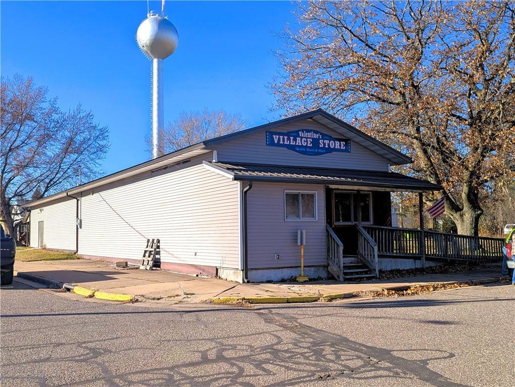 803 Main St, Hawkins, WI 54530