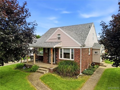 86 E Milnor Ave, Lackawanna, NY, 14218-3506 | Card Image