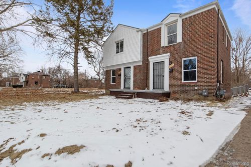 9112 Mansfield St, Detroit, MI, 48228-2122 | Card Image