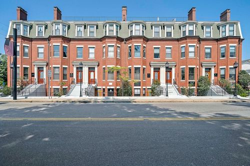 99-97-99 Court St, Plymouth, MA, 02360-8716 | Card Image