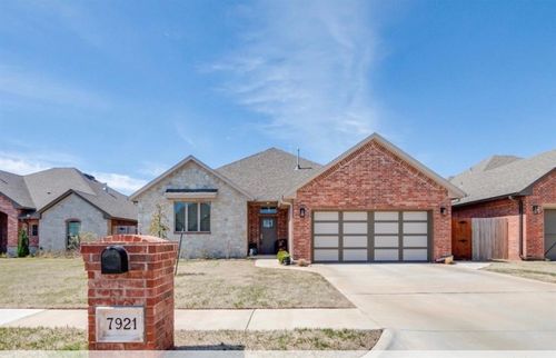 7921 Lillas Way, Yukon, OK, 73099 | Card Image