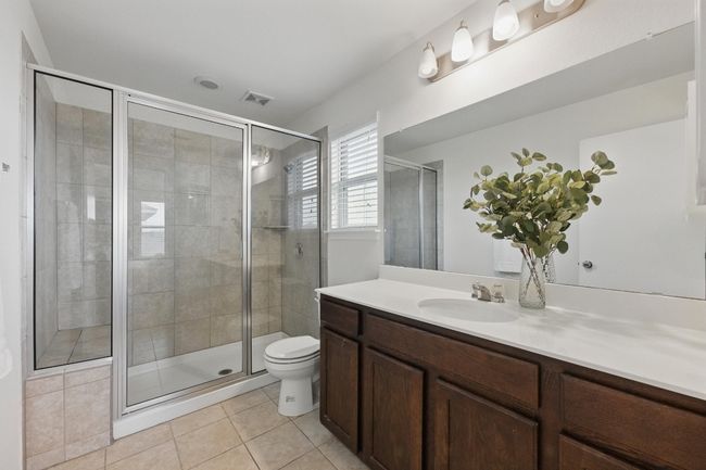 Primary bathroom | Image 18