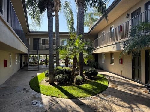 apt-6-1160 E Lexington Ave, El Cajon, CA, 92019-2189 | Card Image