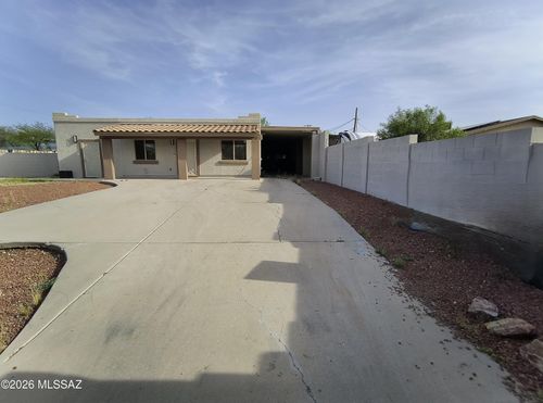 1838 W Calle Del Arroyito, Tucson, AZ, 85713 | Card Image