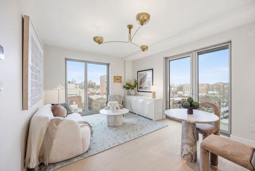 2-m-58-01 Queens Blvd, Woodside, NY, 11377-7752 | Card Image