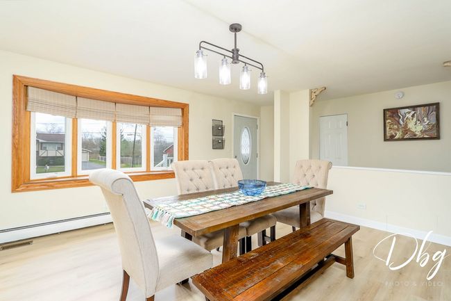 395 Magnolia Ave, House other with 3 bedrooms, 2 bathrooms and 2 parking in Gurnee IL | Image 12