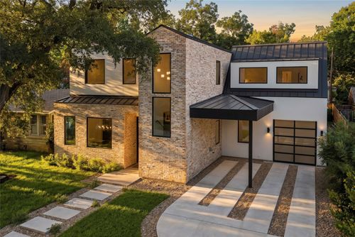 1702 W 30th St, Austin, TX, 78703-1824 | Card Image