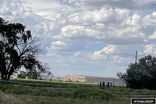 514 W Hugus Ave, Saratoga, WY, 82331-5303 | Card Image
