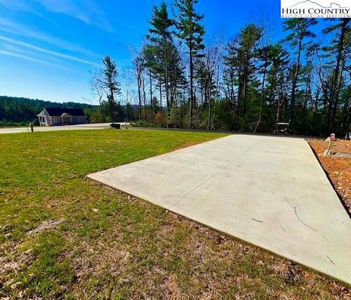 67 Gleneagles North, Roaring Gap, NC, 28668 | Card Image